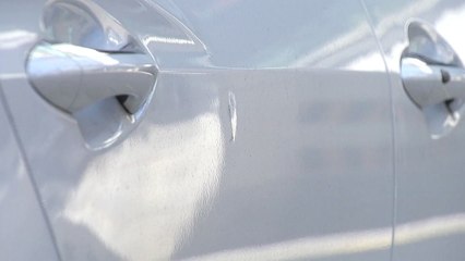 오늘부터 주차장서 다른 차 긁고 가면 범칙금...'문콕'은 제외 / YTN