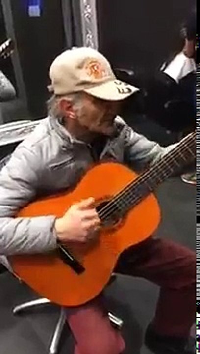 E CHI SE LO ASPETTAVA