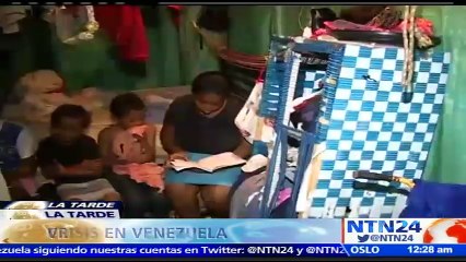 Venezolanos huyen a Colombia, refugiados pero con comida