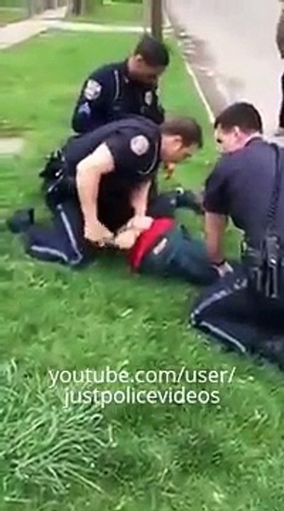 Felon With A Gun Resists, Bites Kalamazoo MI Police In Angry Crowd