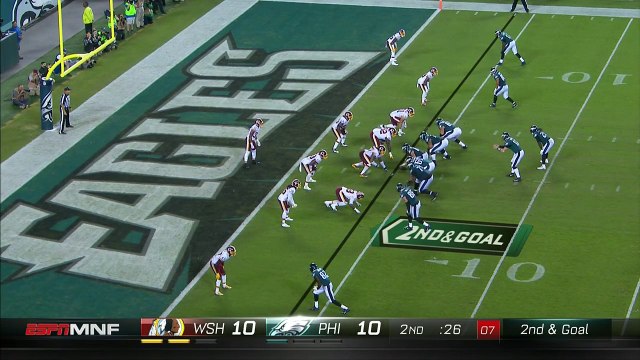 Zach Ertz waltzes in for Eagles' second TD in under three minutes