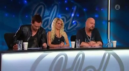 Calle Kristiansson Walking in Memphis Idol 2009 Audition Malmö Sverige