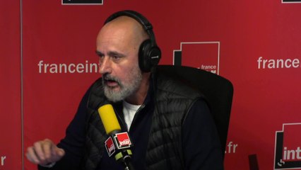 L'effet pipi de chien présidentiel - Le billet de Daniel Morin