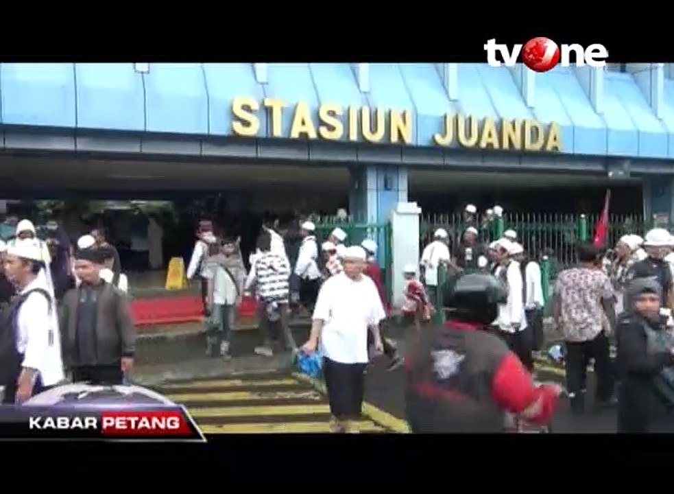 Massa Aksi Damai 112 Mulai Membubarkan Diri