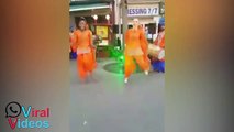 British Girls Bhangra On Punjabi Song Whatsapp Viral Videos