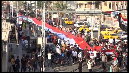 Kerkük'te Dev Irak Bayrağı Açıldı