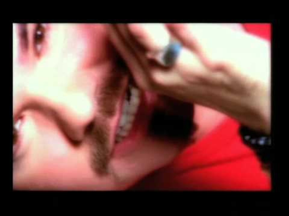 Kenan Doğulu - Ben Senin Herşeyinim (Official V...