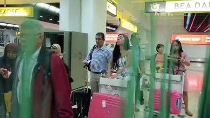 Sepasang Ini Bisa Membuktikan Barang yang Dibawa Hasil Repair - Customs Protection