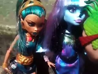 NOT LOYAL TO THE ROYAL | Monster High Mayhem - Episode 37