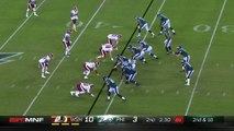 Can't-Miss Play: Carson Wentz goes way downtown to Mack Hollins for TD