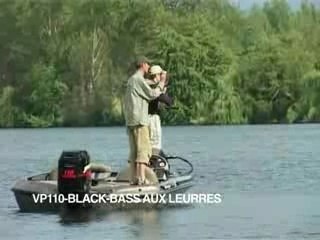 BLACK-BASS AUX LEURRES “AT-CHI-GANE”