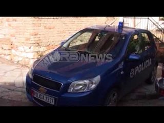 Ora News - Vriten në oborrin e shtëpisë baballarët e të akuzuarve për vrasjen e Bardhit