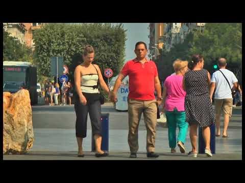 Drejt Vjeshtës? Meteorologët: Ende jo,por java do ketë rënie temperaturash