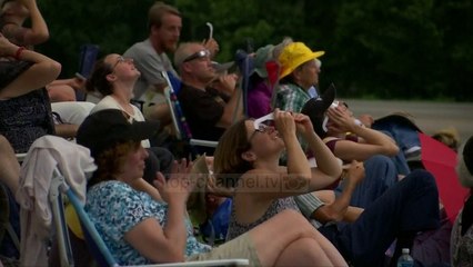 Eklipsi i plotë diellor - Top Channel Albania - News - Lajme