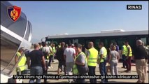 Report TV - Kthehen 157 shqiptarë nga BE Policia: S'ka azil, mos tentoi kot