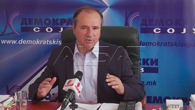 Експерти: Важно е да се знае кој му дозволил на Живаљевиќ да присуствува во Собранието