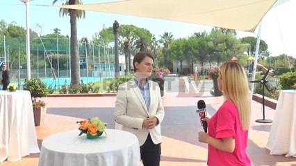 Report TV - Kryeministrja e Serbisë: Kosova është e jona, jo në UNESCO/VD