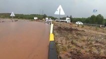Muğla Sular Altında...fethiye-Muğla Karayolunda Trafik Tek Şeritten Veriliyor