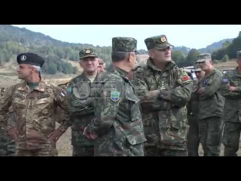 Ora News - Presidenti Meta dekreton shefin e ri të Shtabit të Përgjithshëm të FA