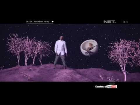 Pharrell merilis Video klip terbaru dan buku