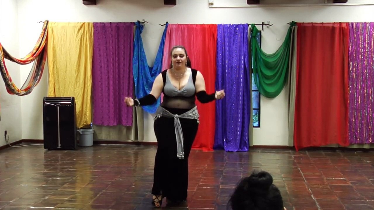 “Move Your Belly“ - Miss Thea - Improvised Belly Dance