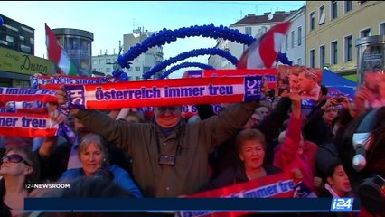 Autriche: Sebastian Kurz invite le parti d'extrême droite FPÖ à des pourparlers