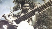 Pandit Ravi Shankar & Annapurna Devi-- Raag Yaman Kalyan.