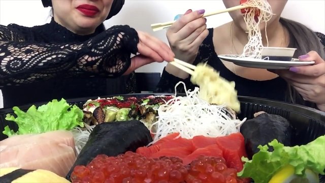ASMR SUSHI PLATTER (NO TALKING) EATING SOUNDS | SAS-ASMR