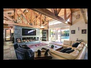 Megan Fox membeli rumah seharga 3 Miliar Dolar Amerika