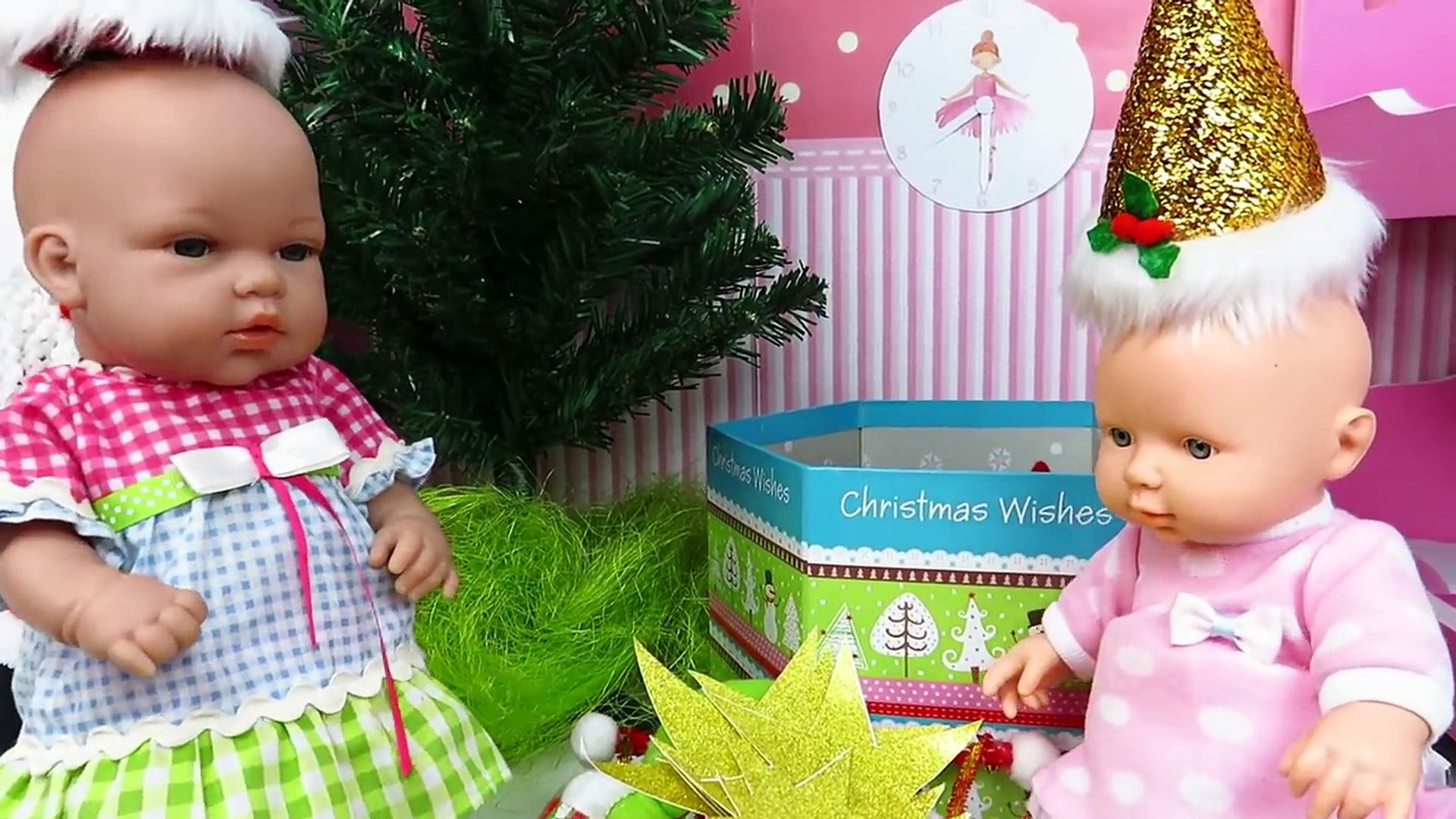 QUE VIENE PAPA NOEL! Adornamos la casa para Navidad con las bebés Lucía y Ana Mundo Juguetes – Видео Dailymotion