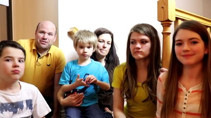 Terrifying Stair Slide Game / That YouTub3 Family