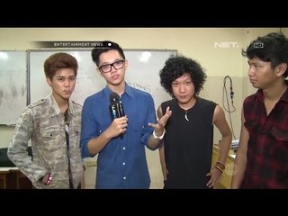 Brandon Nicholas Salim tampil bersama bandnya