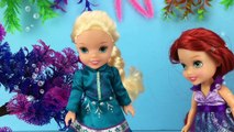 Frozen Elsa and Anna Toddlers with Food! With Queen Elsa, Little Mermaid Ariel, Plus More!