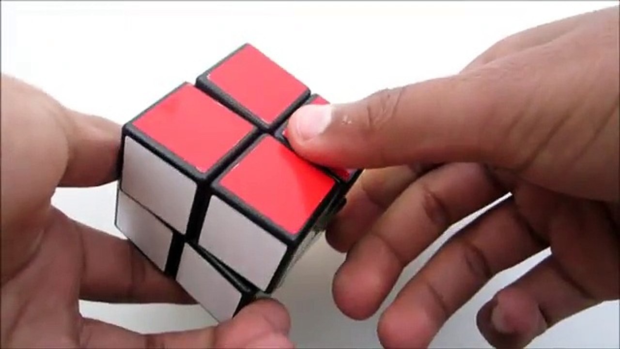 How to Solve a 2x2x2 Rubiks Cube Easily