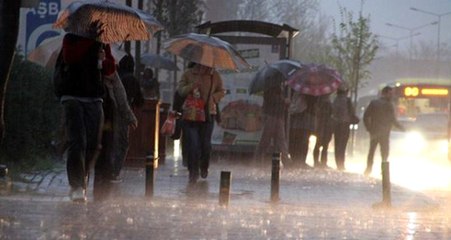 Meteroloji İstanbul İçin Saat Verdi! Yağmur, Öğleden Sonra Etkisini Artırıyor