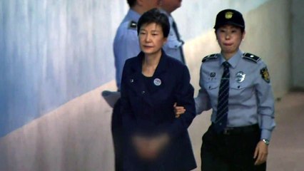 朴 국선변호인 5명 선임...재판 시작 전까지는 비공개 / YTN