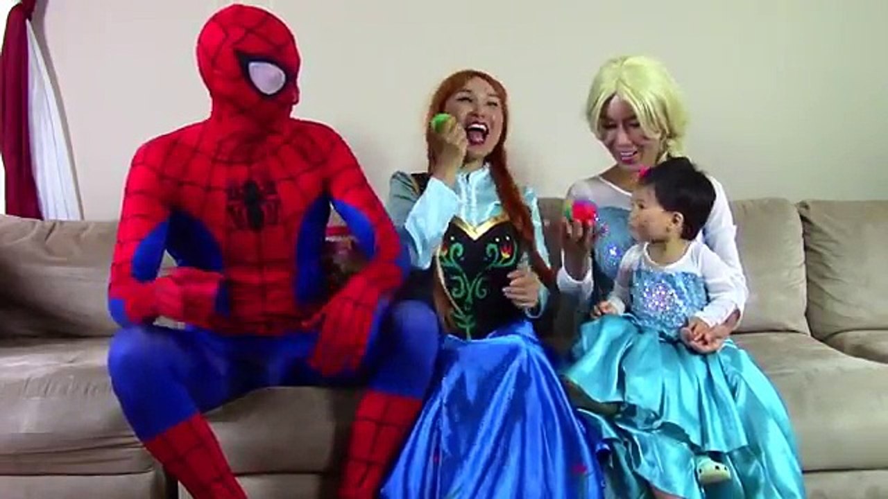 Frozen Anna becomes Doll w/ Frozen Elsa, Elsa Baby, Spiderman Funny superhero video