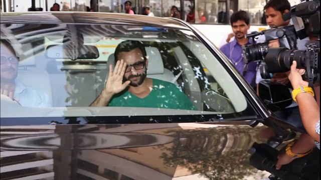 123.Saif, Karisma, Kapoor Khandaan visit Kareena Kapoor & her son Taimur