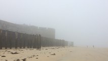 Saint-Malo dans un manteau de brume