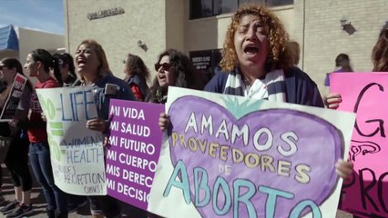 The Right to Choose - America Ferrera Considers the Looming Threat to Women’s Health _ Glamour-ArgYNvqzorQ