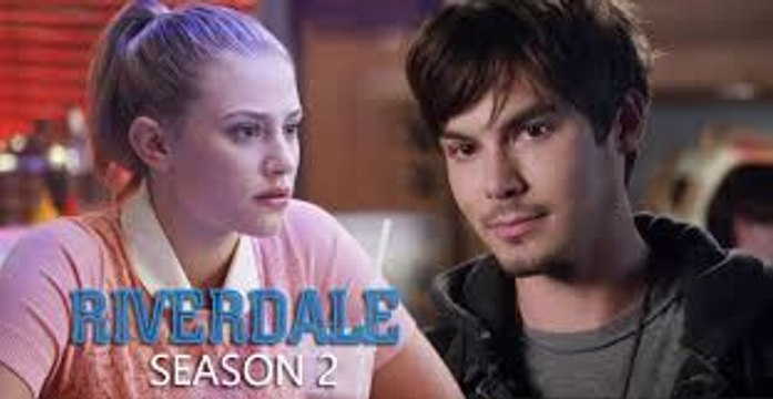 Riverdale S2E3 >> Chapter Sixteen: The Watcher in the Woods >> Online