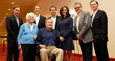ABD'li Oyuncudan, Baba Bush Hakkında Bomba İddia: Tekerlekli Sandalyesinden Arkama Dokundu