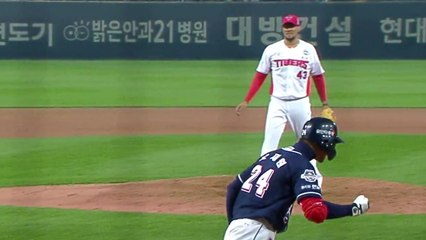 운명의 5회 '홈런포 쾅쾅'...두산, KS 기선제압 / YTN