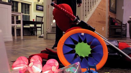 THE MISSING FIDGET SPINNER Batman vs Kid Deadpool Ultimate Freakout SuperHero Kids