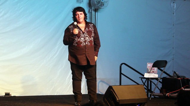 Allex Flores sings 'It's Midnight' Elvis Week 2017