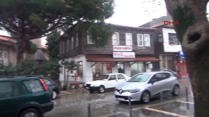 İstanbul'da Yağmur Etkisini Göstermeye Başladı