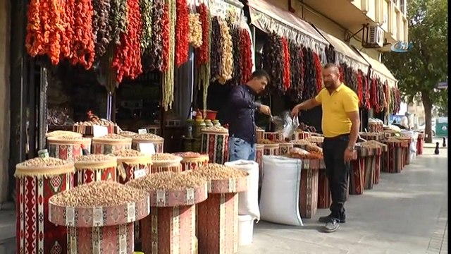 Fiyatı Altınla Yarışan Antep Fıstığı Ucuzladı