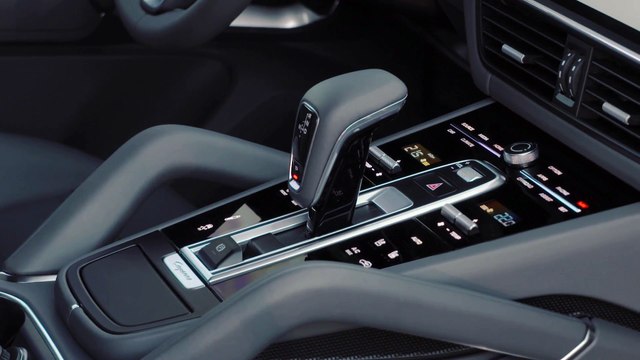 Porsche Cayenne Turbo Carrara White Metallic Interior Design