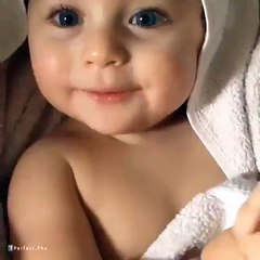 Cute Babe Smiling Video HD 2017