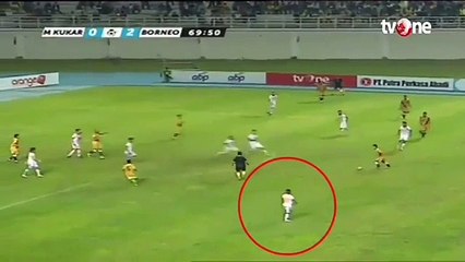 USAIN BOLT TOMOU NOTAS APÓS VER ESTE GOLO